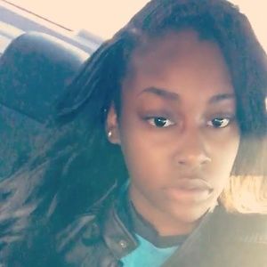 Meet your Posher, Kahij'ae